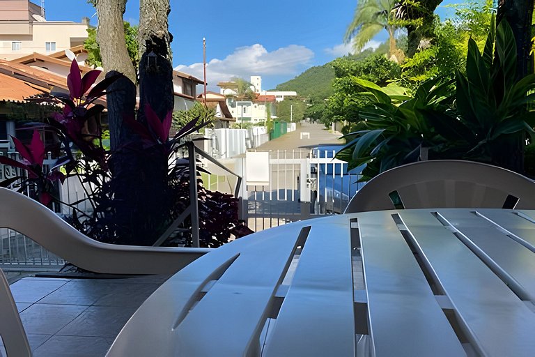 Casa no centro de Bombinhas - 2Q