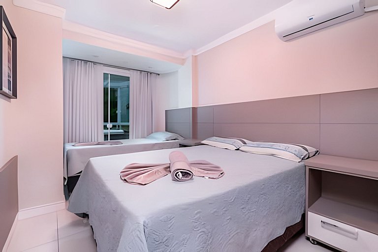 APT 001 c/ Jacuzzi - 4 Ilhas