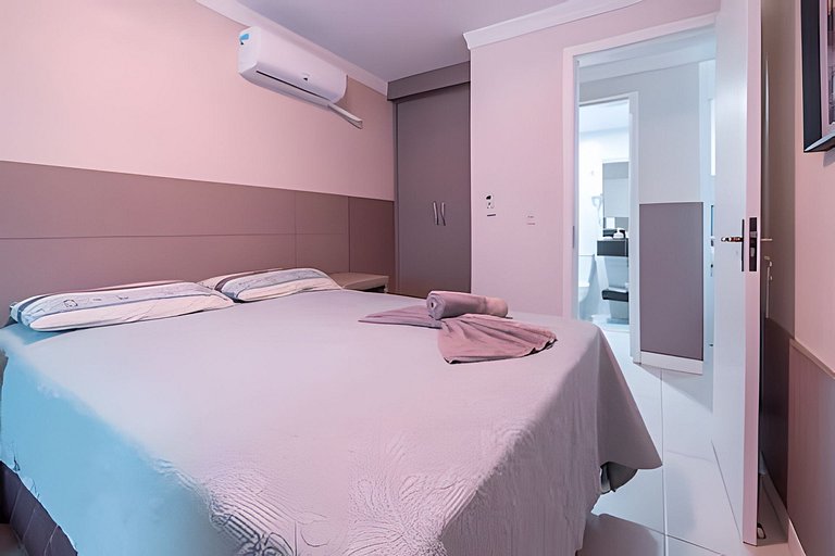 APT 001 c/ Jacuzzi - 4 Ilhas