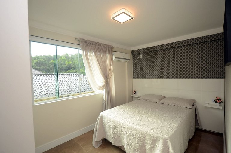 Cobertura Duplex com piscina em 4 ilhas