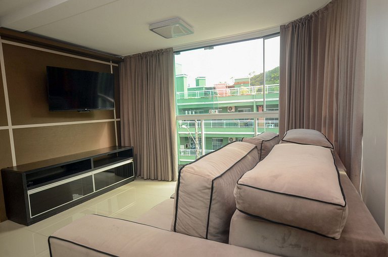 Cobertura Duplex com piscina em 4 ilhas