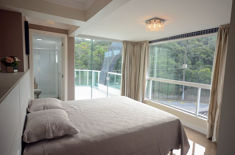 Cobertura Duplex com piscina em 4 ilhas