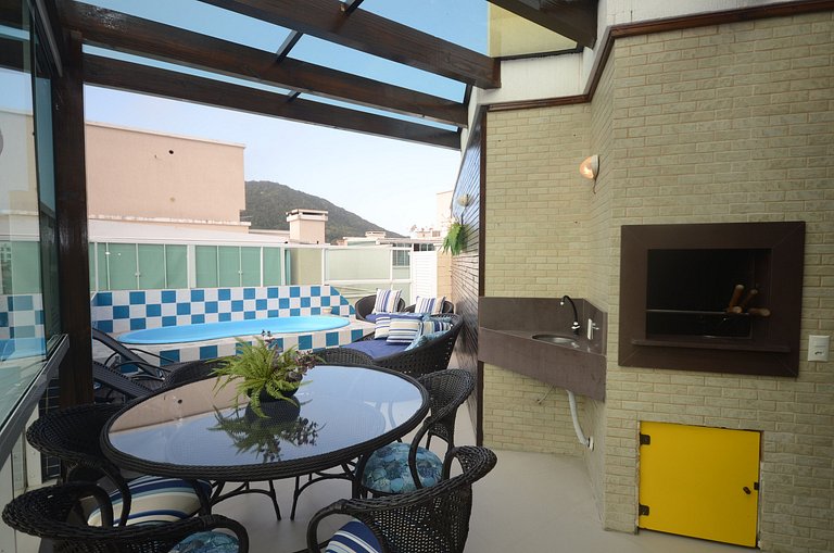 Cobertura Duplex com piscina em 4 ilhas