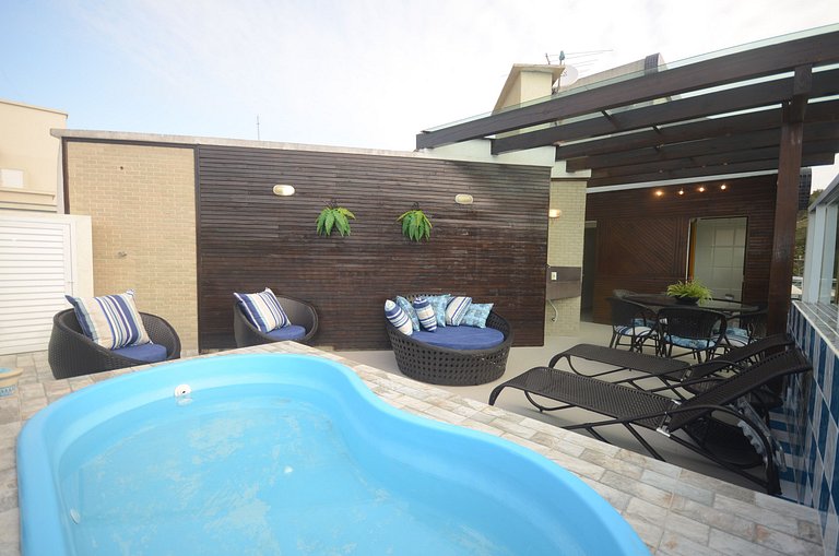 Cobertura Duplex com piscina em 4 ilhas