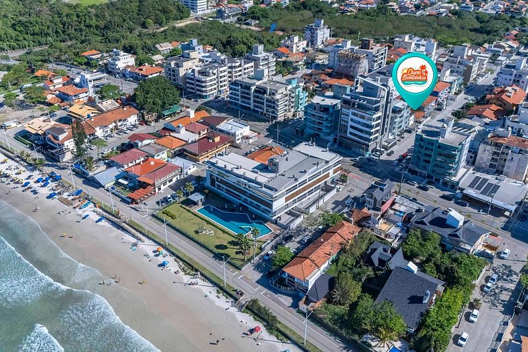 Linda Casa em Bombas a 150m da Praia
