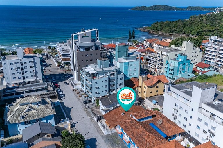 Linda Casa em Bombas a 150m da Praia