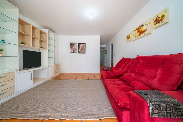 Linda Casa em Bombas a 150m da Praia
