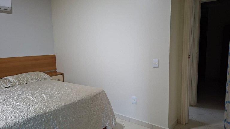 Apartamento 2 Quartos - Praia de Bombinhas - 202B