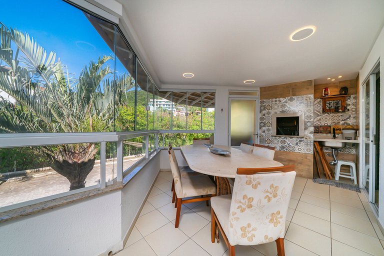 APT 214 Cond Solar das Bromélias