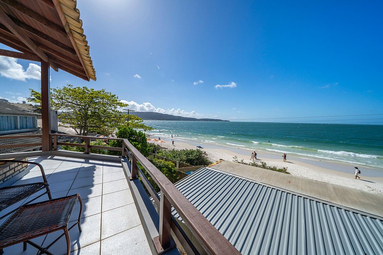 Casa vista ao mar praia de Bombinhas