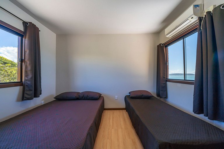 Casa vista ao mar praia de Bombinhas