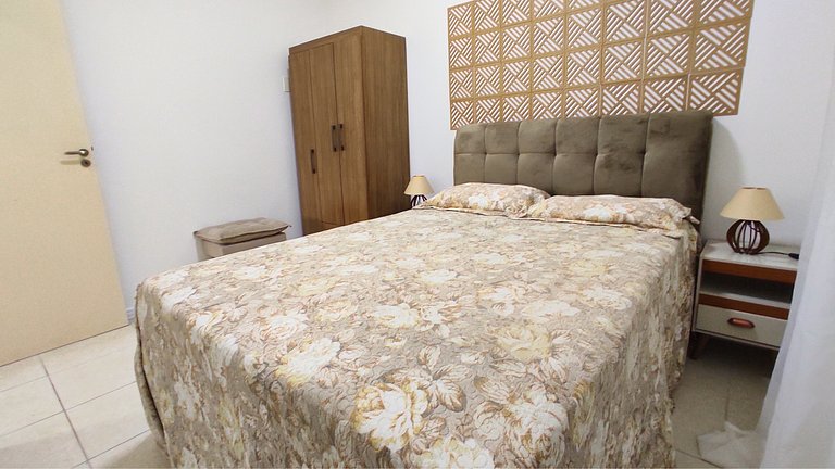 Apartamento Praia de Bombas-Residencial Dona Lúcia