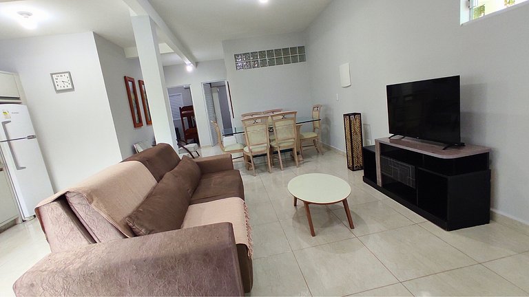 Casa a 50 metros da Praia de 4 Ilhas