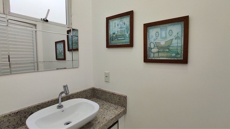 Casa a 50 metros da Praia de 4 Ilhas