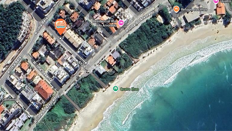 Casa a 50 metros da Praia de 4 Ilhas