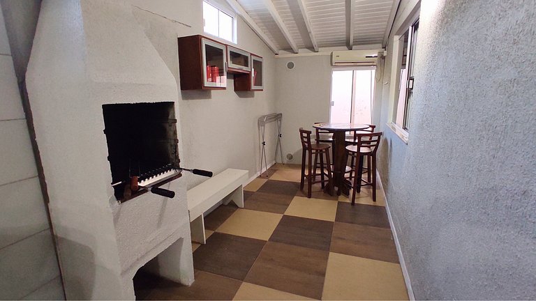 Apartamento a 2 minutos de caminhada da praia de Bombinhas