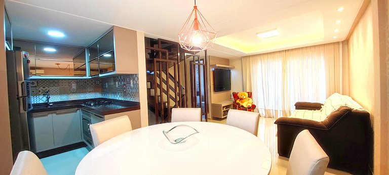 Sobrado 2 quartos Praia do Mariscal