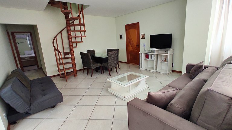 Apartamento 3 Quartos na Praia de Bombas: Apenas 3 Minutinho