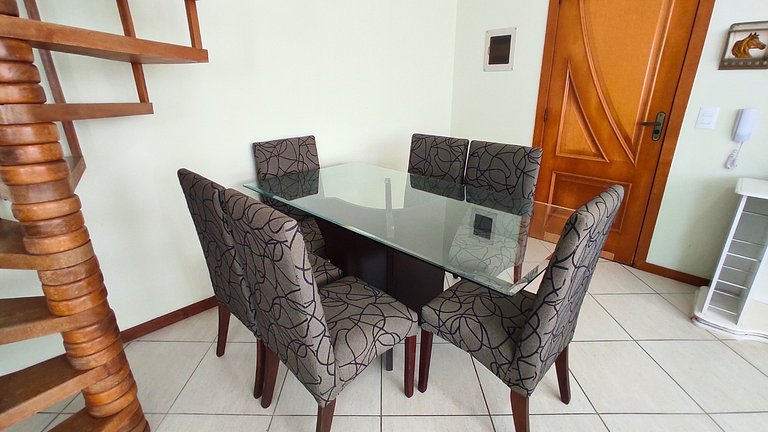 Apartamento 3 Quartos na Praia de Bombas: Apenas 3 Minutinho