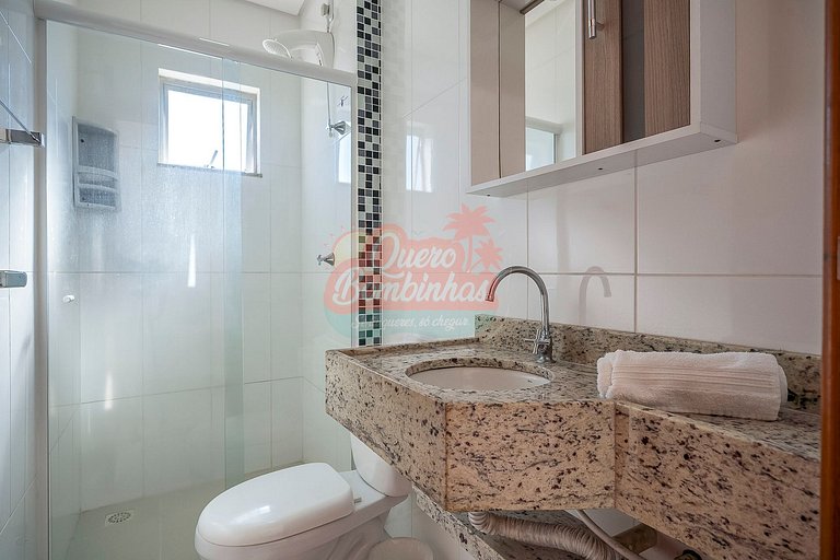 Apartamento 1 suíte na Praia de Bombinhas com vista mar
