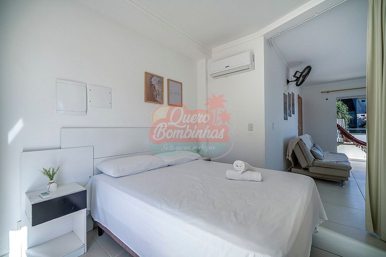 Apartamento 1 suíte na Praia de Bombinhas com vista mar