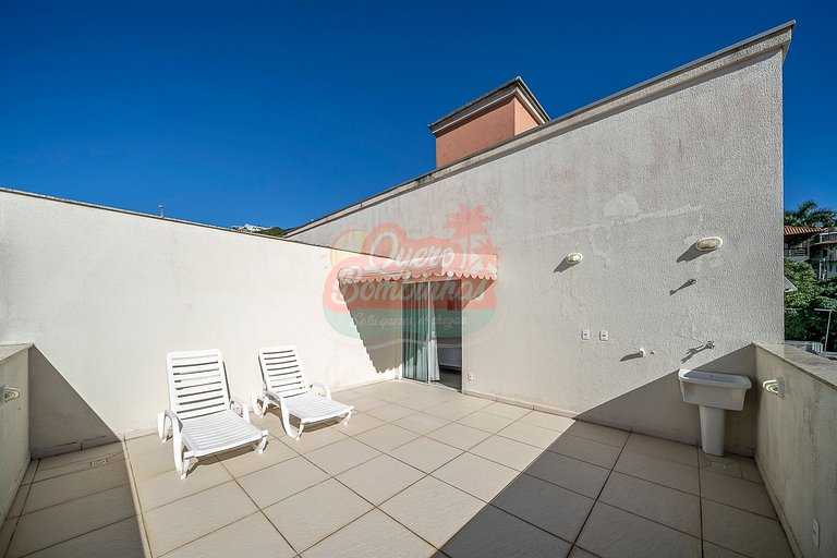 Apartamento 1 suíte na Praia de Bombinhas com vista mar