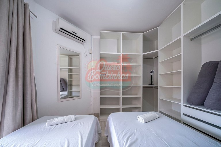 Apartamento 2 Quartos entre as praias de Quatro Ilhas e Bomb